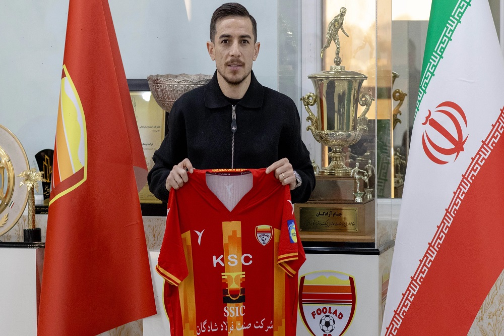پیوستن بازیکن پرسپولیس به فولاد