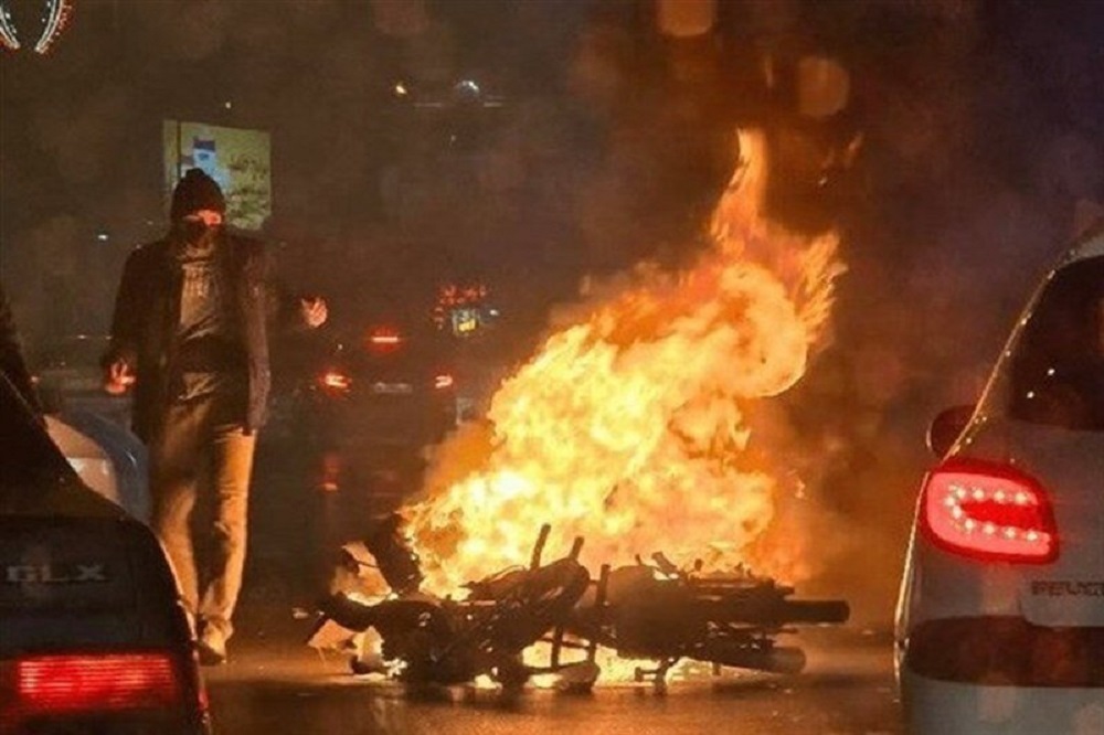 مملکته هنوز خیالبافی میکند