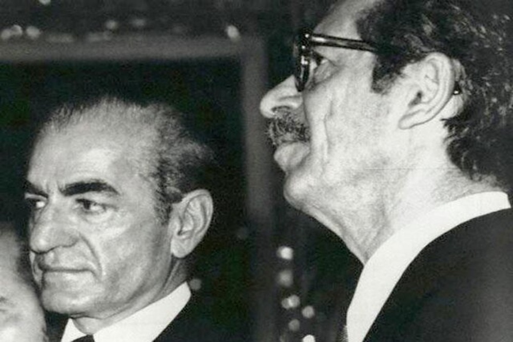 روایت شاهنشاه روی پله!