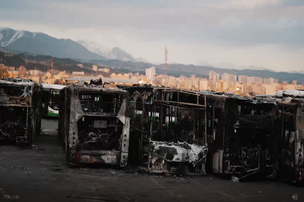 رانندگان  اتوبوسرانی تهران از آتش زدن اتوبوسها روایت کردند