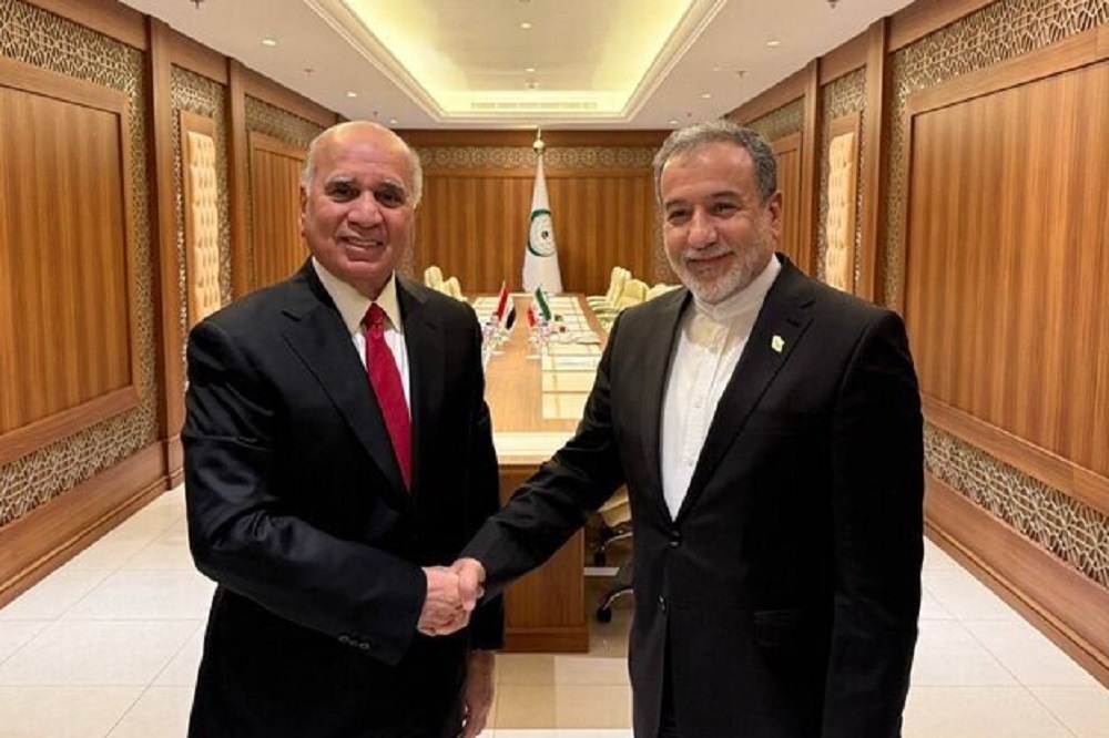 دیدار و گفتوگوی وزیرخارجه عراق با عراقچی