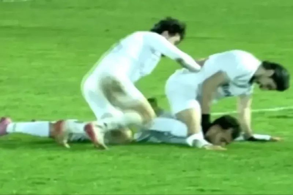 یک R۲ برای فراموشی کابوس نیمفصل