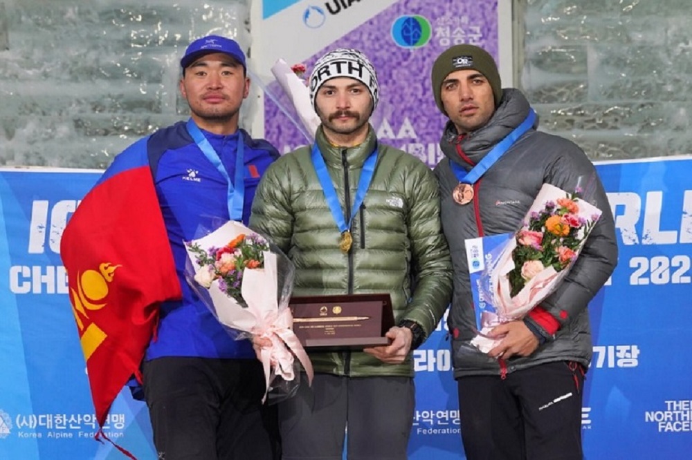 دو مدال طلا و نقره در جامجهانی یخنوردی