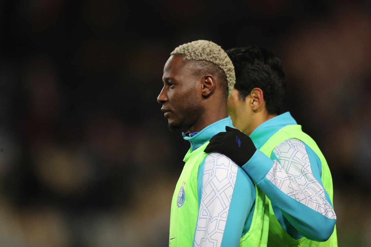 باشگاه استقلال: جنپو خودش بلیت بازگشت را تهیه کند!