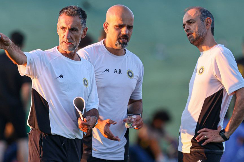 نویدکیا معلق میان افکار محرم و پین