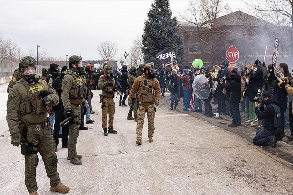 واکنش فرماندار مینهسوتا به دومین حمله مأموران آمریکا به مردم