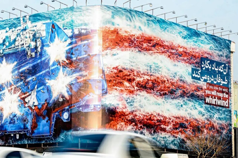 ایران چطور لینکلن را زیر ضرب می گیرد؟