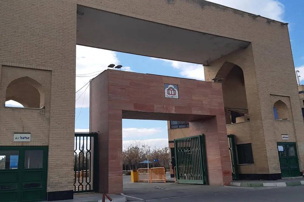 حسن صمدی دبیر انجمن اسلامی دانشجویان دانشگاه شاهد شد