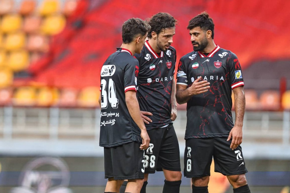 باکیچ در نقش کاپیتان