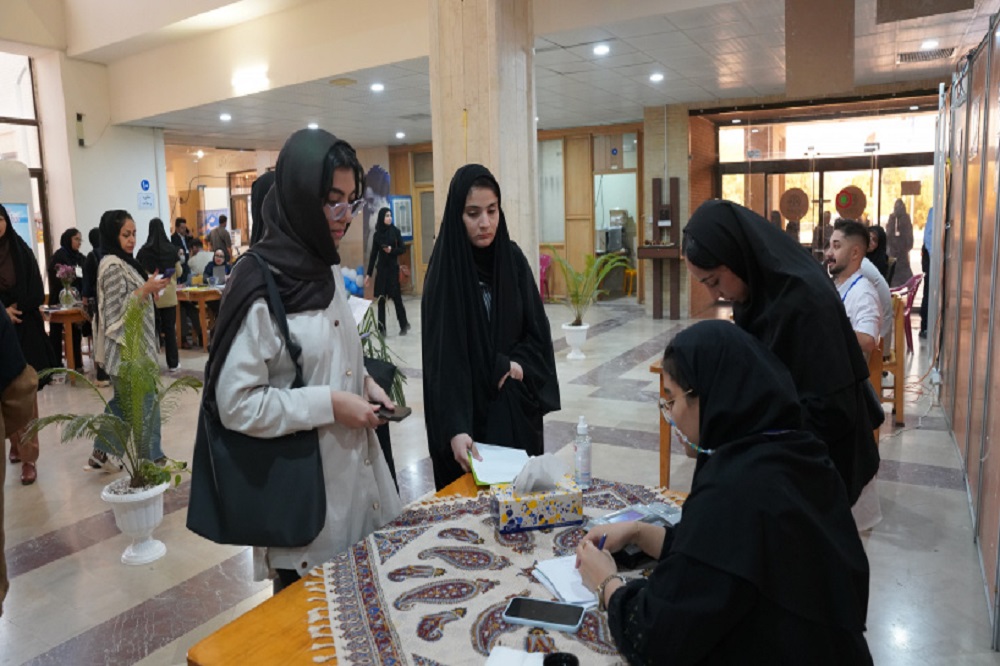 دانشگاه آزاد میزبان کنفرانس ملی و بینالمللی هوش مصنوعی و اینترنت