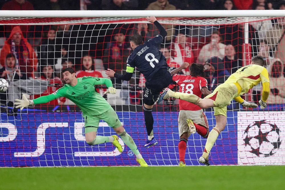 صعود خاص بنفیکا با آقای مورینیو و تداوم درخششهای طارمی