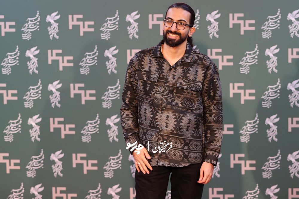 کارگردان «حاشیه»:هادی کاظمی مشکلی برای بازی در نقش روحانیت نداشت