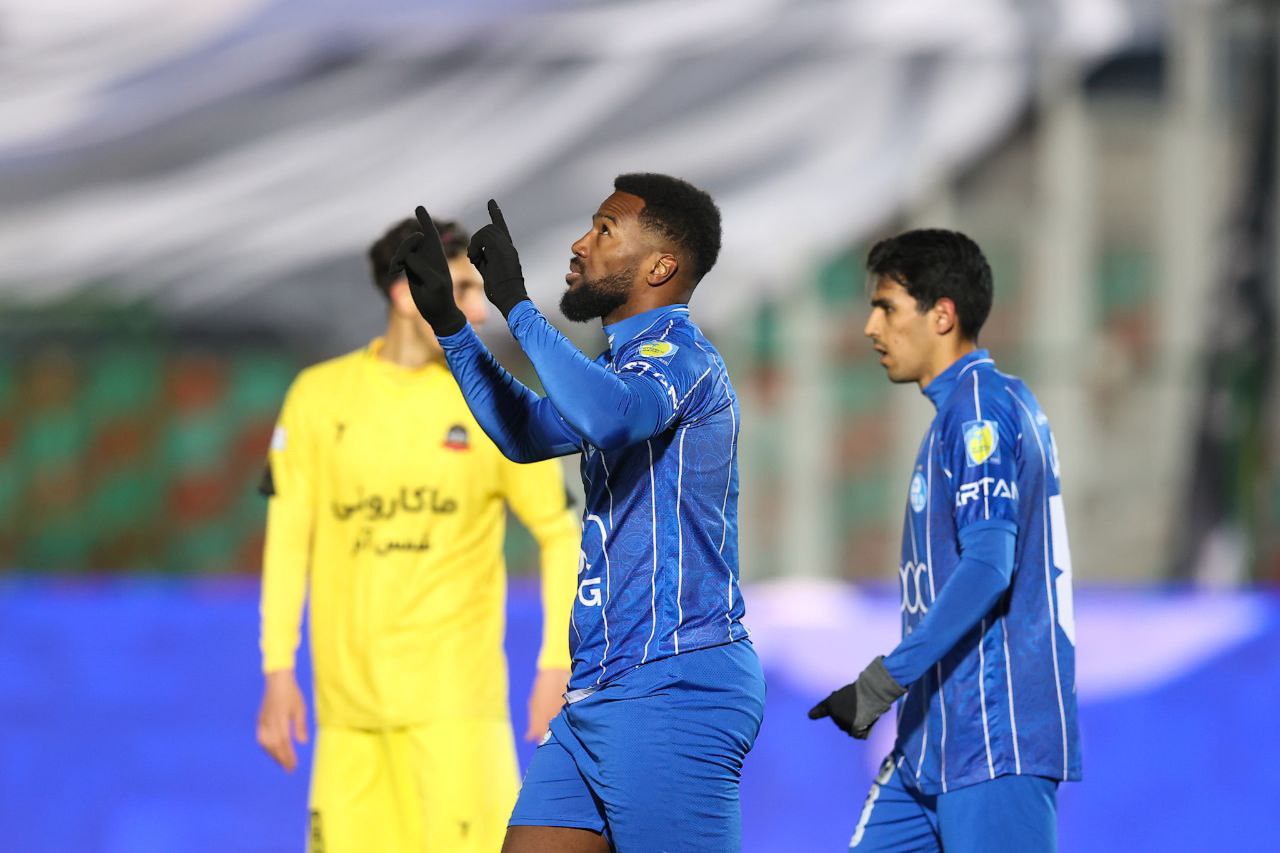 نازون؛ از گل مردود تا گل نجاتبخش