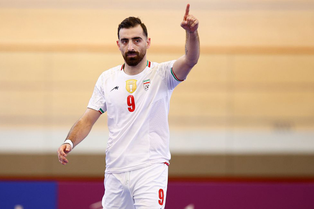 جایزه ارزشمندترین بازیکن دوباره در دستان احمدعباسی