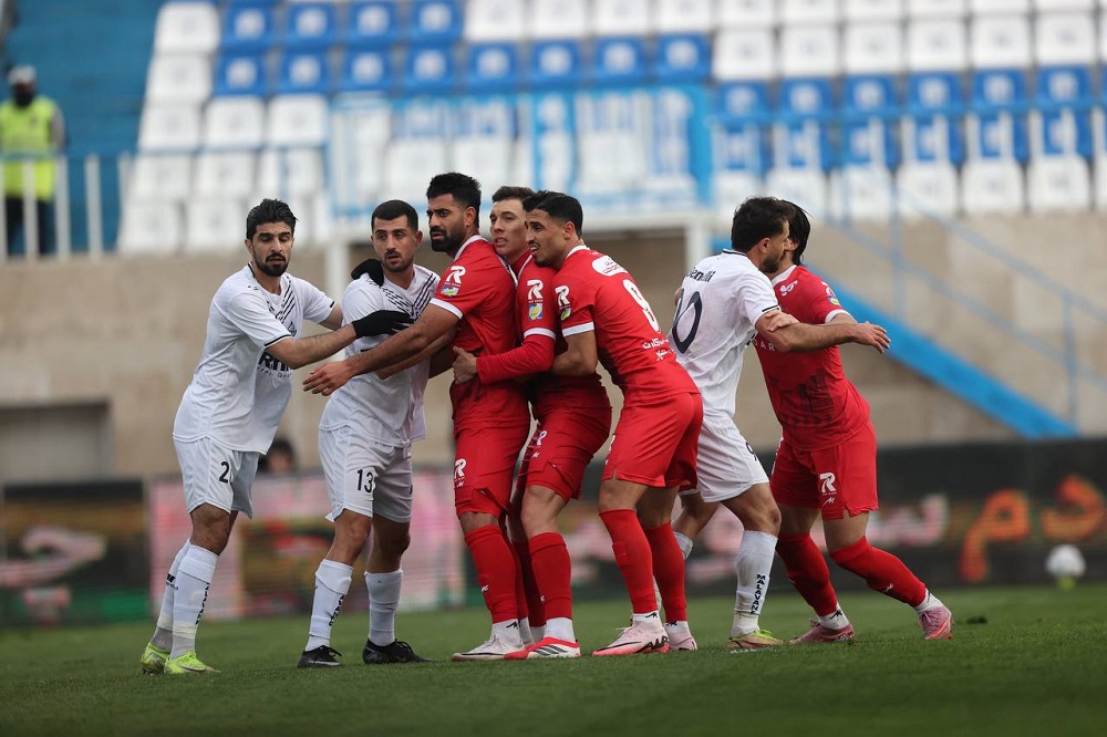 اجرای کرنر آرسنالی در پرسپولیس +فیلم