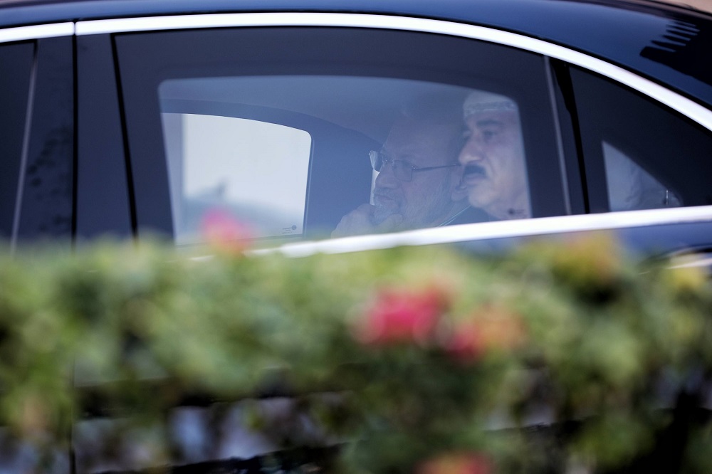 در مناظره غیابی لاریجانی و ترامپ چه گذشت؟