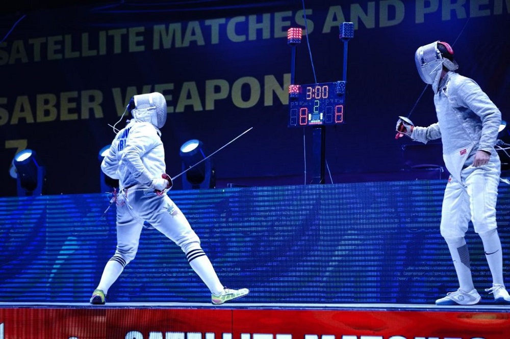 صدرنشینی دانشگاه آزاد در لیگ برتر شمشیربازی