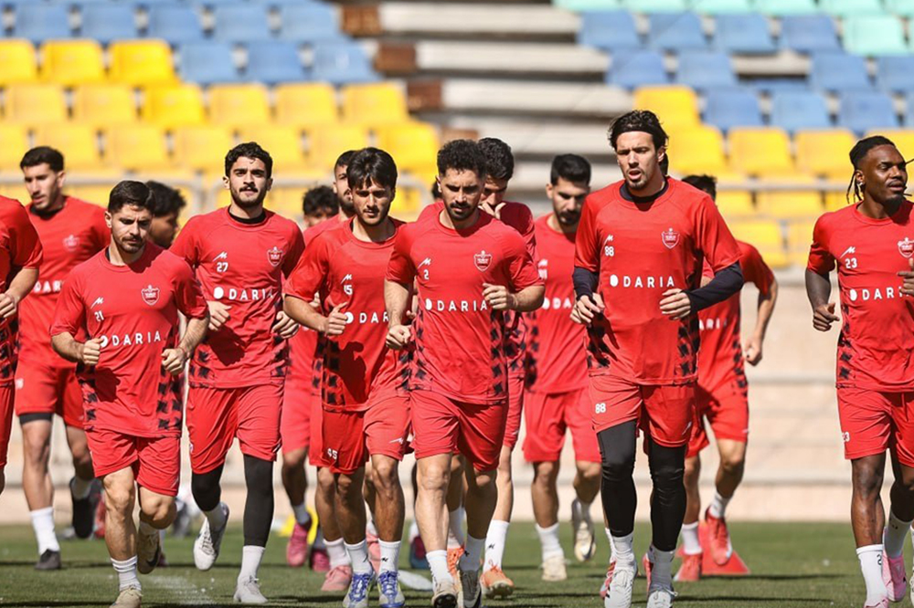 حمایت بزرگترهای پرسپولیس از تصمیم جنجالی اوسمار