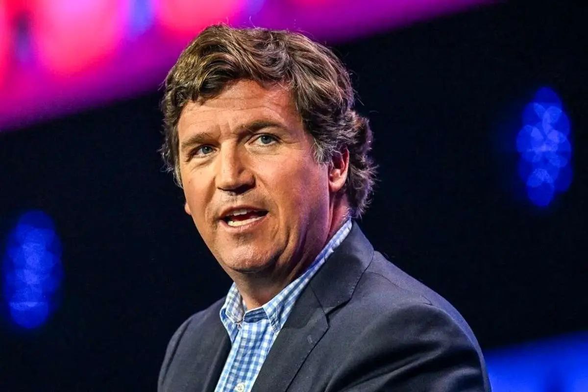 تاکر کارلسون پس از افشاگری علیه اسرائیل مجبور به عذرخواهی شد