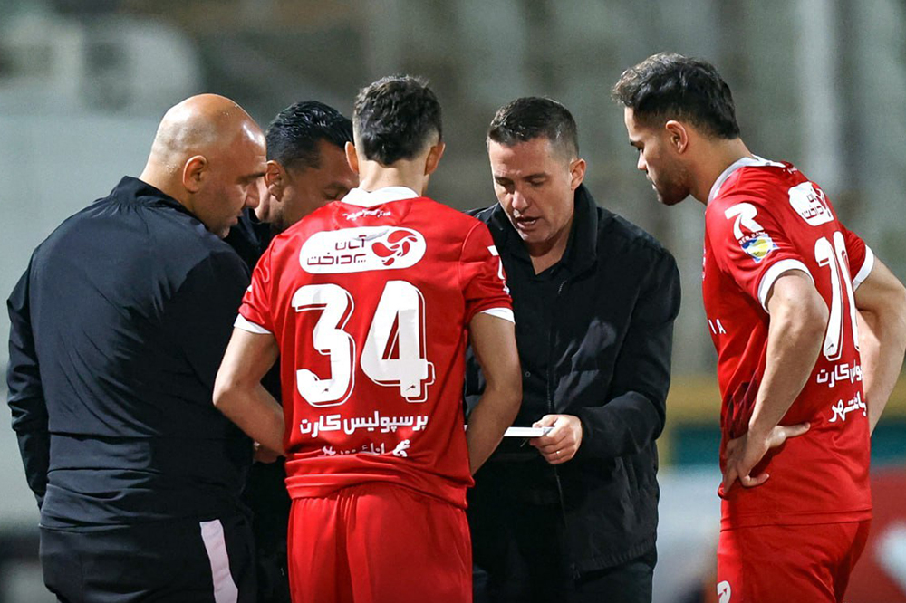 سیل باخت‌ در پرسپولیس زمستانی