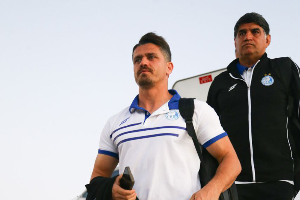 سرمربی موقت استقلال قصد بازگشت به تهران را داشت!