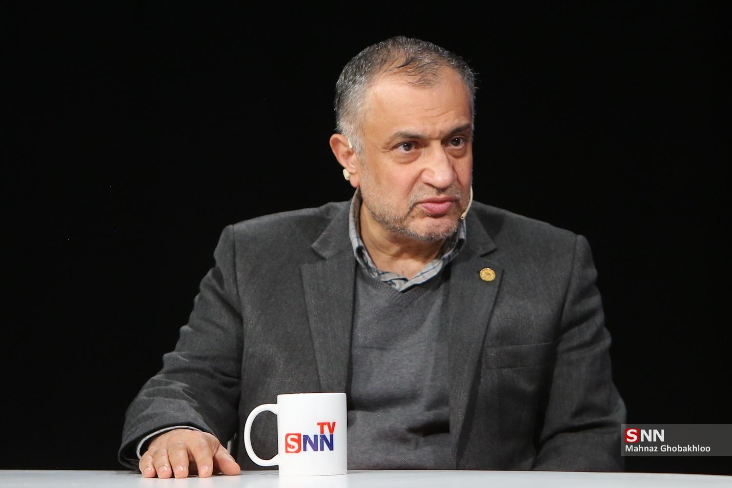 رئیس دانشگاه شریف: اگر خودمان در دانشگاه مدیریت نکنیم، از بیرون ورود میکنند