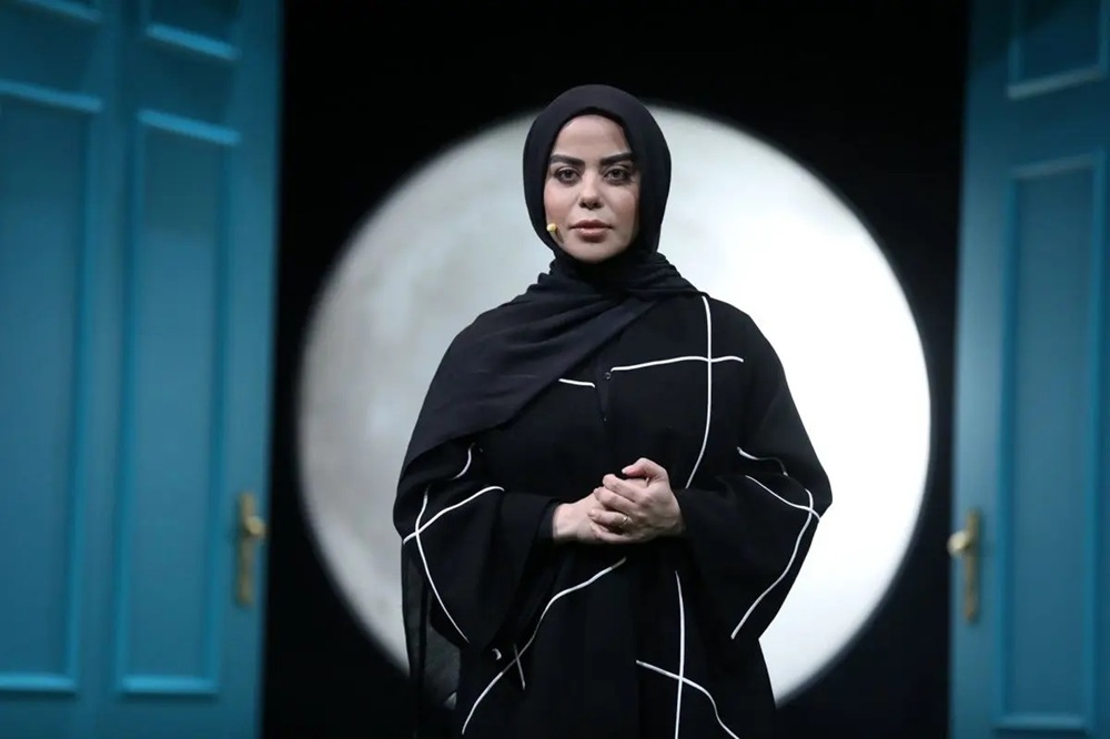 حذف و اضافۀ برنامه با فشار شبکۀ اجتماعی