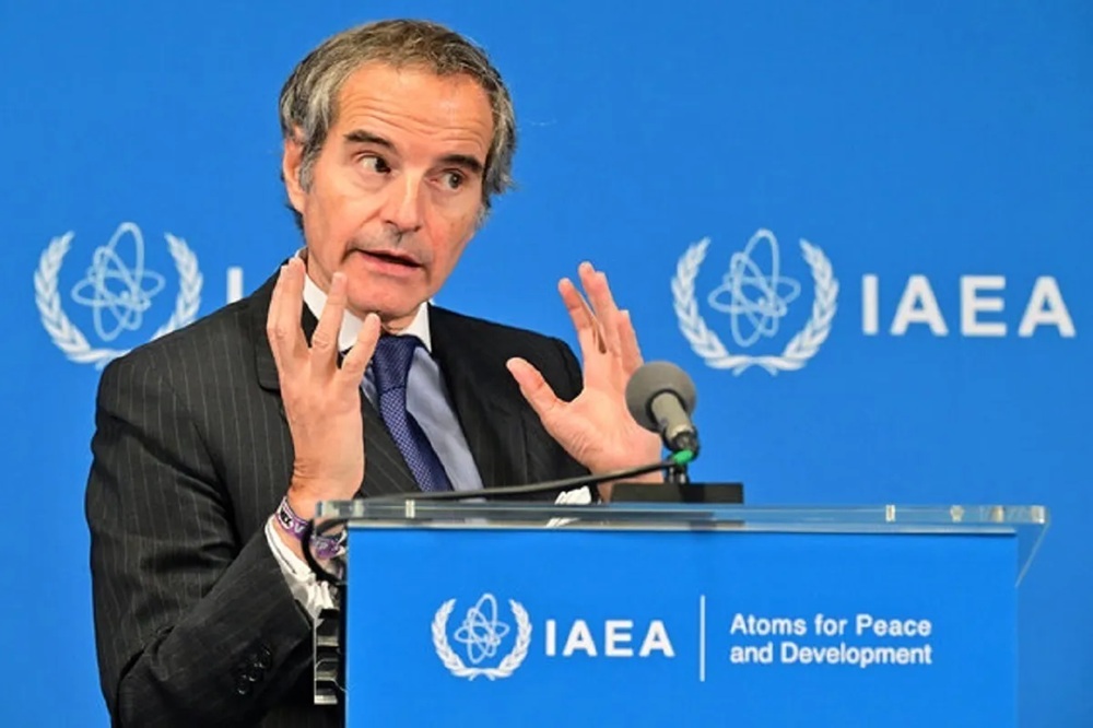 گروسی، نفر سوم تیم آمریکا در ژنو