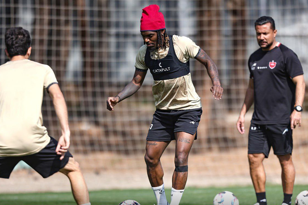 اوسمار کلافه از دست بیفوما! +فیلم