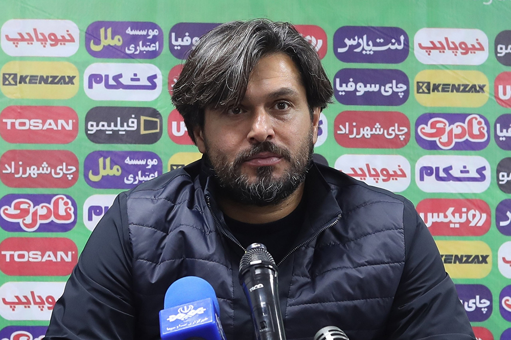 دقیقی: با کاملترین تیم لیگ بازی داریم